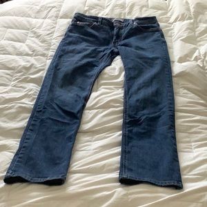 Woman’s dickies straight leg jean, size 4